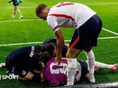 Copa do Mundo de 2026: Henderson passa por cirurgia nos EUA após fratura no braço