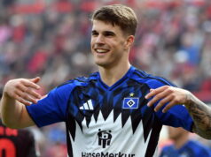 Brighton contrata o zagueiro Vuskovic do Tottenham