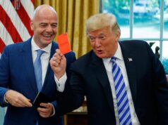 Donald Trump confirma que conversou com o chefe da FIFA, Gianni Infantino, para suspender a suspensão do atacante americano Balogan