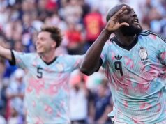 Os co-anfitriões desmoronaram após a polêmica de Balogun