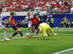 Merino, o falecido herói, novamente deu a La Roja uma vaga na semifinal devido ao erro de Lammens