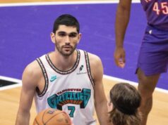 Middleton retorna aos Wizards em um acordo de seis vias que inclui a transferência de Aldama