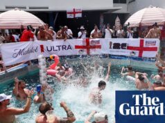 “Qual é o sentido de trabalhar se você não pode fazer coisas assim?” Fãs ingleses vêm a Miami | Campeonato Mundial de 2026