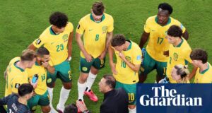 Tony Popovic recebeu apoio da FA, mas será ele o homem certo para levar os Socceroos adiante? | Campeonato Mundial de 2026