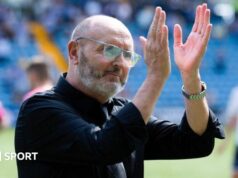 Escócia: Bobby Williamson se autodenomina técnico da Escócia
