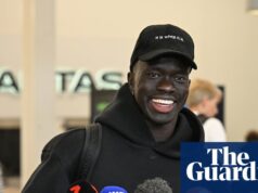 ‘Mensagem’: Socceroo Awer Mabil ataca a reivindicação de monocultura de Pauline Hanson | Campeonato Mundial de 2026
