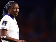 Gallia Kadidiatou Diani foi a Lyon para assinar com a cidade de Londres