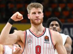 Xavi Pascual quer Thomas Walkup, mas Olympiacos rejeita oferta de Dubai