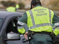 multas de 500 euros e 6 pontos na carta de condução por este pequeno gesto que a DGT pune no verão