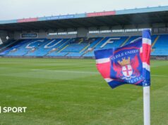 Jogos da Liga Nacional 2026-2027: Worthing promovido visita Carlisle United no dia da abertura