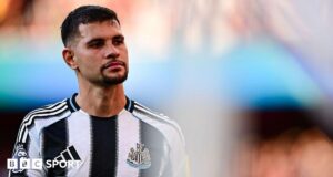 Newcastle: O que se passa com o futuro questionável de Bruno Guimarães?