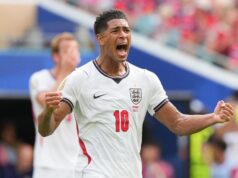 Jude Bellingham volta a ajudar a Inglaterra
