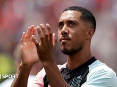 Youri Tielemans: Man Utd perto de fechar acordo para o meio-campista do Aston Villa