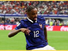 Liverpool apresentou uma oferta de £ 85 milhões por Bradley Barkola