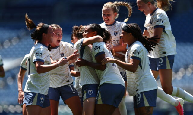 Credit-Seattle-Reign-FC-Olivia-Vanni_1-1000x600.jpg
