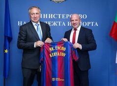 Barcelona negocia para fortalecer o futebol búlgaro