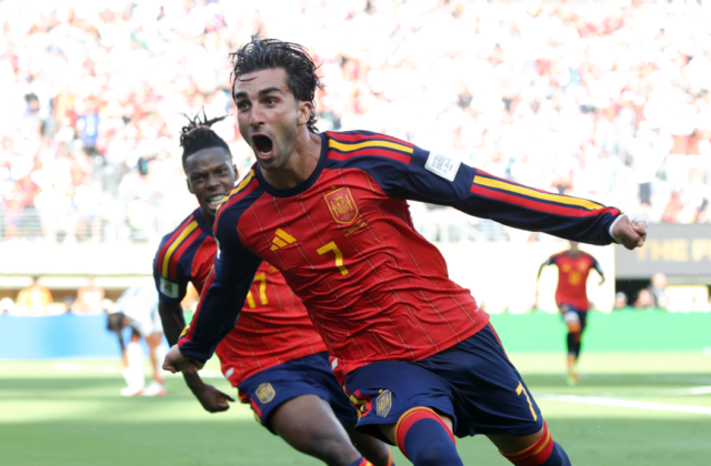 Ferran-Torres-Spain-celebrates-Win-1055x692.png