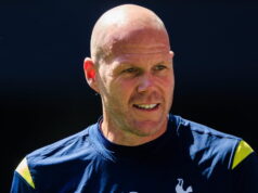 Friedel espera que o Tottenham, que gasta muito dinheiro, possa chegar à Europa na próxima temporada e que o Liverpool possa prosperar sob o comando de Aira