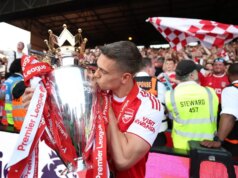 Leandro Trossard, do Arsenal, pronto para exame médico do Besiktas
