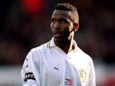 ‘A prataria estaria garantida se eu tivesse me mudado para o Manchester United, mas futebol não é uma questão de prêmios para mim – eu pertenço ao Leeds’ Lucas Radebe fala sobre sua lealdade ao Leeds United