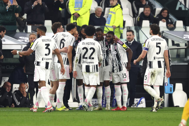 Juventus-celebrate-with-Luciano-Spalletti.jpg