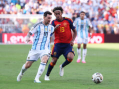 Espanha quebra recorde de invencibilidade de 38 jogos da Itália, mas Argentina deixa liderança da Azzurra na Copa do Mundo