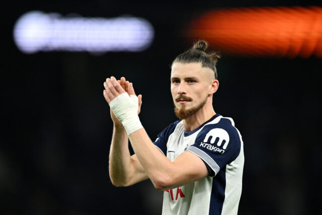 Radu-Dragusin-Tottenham.jpg
