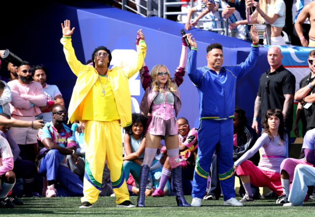 Ronaldinho-Ronaldo-Madonna.jpg