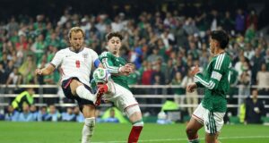 ‘Assim que vi o replay, meu coração estava na boca’ Polêmica decisão de pênalti do México divide opinião da Inglaterra