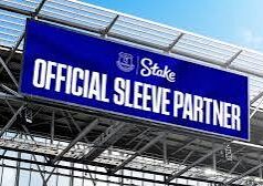 A aposta mudou para a manga do Everton enquanto a CMC Markets assume a liderança no patrocínio de camisas