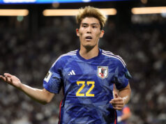 O ex-meio-campista do Arsenal, Tomiyasu, está relacionado com uma transferência para Sassuolo e Venezia para a temporada 2026-27