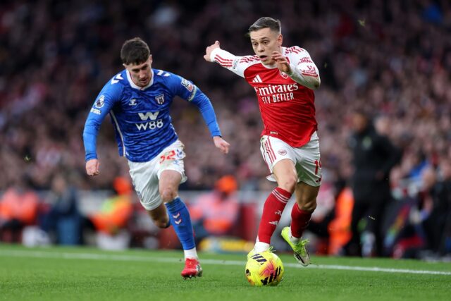 Trossard-v-Sunderland.jpg