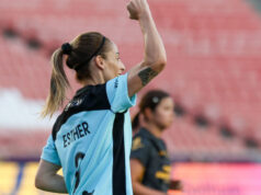 Esther e Kerr ajudam Gotham a vencer The 100 – Equalizer Soccer