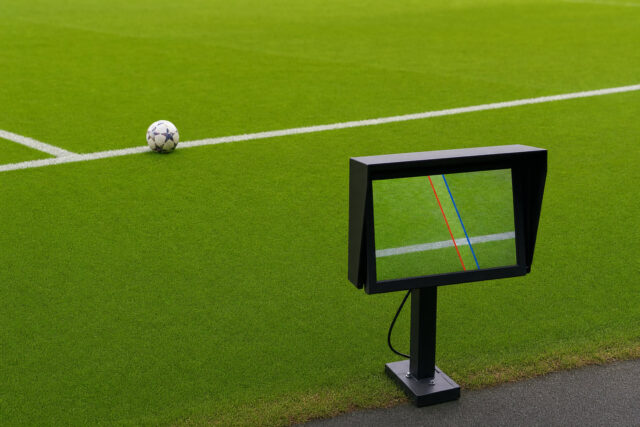 VAR.jpg