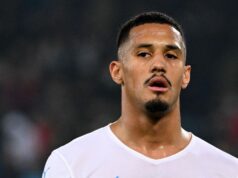 William Saliba ajuda a França a manter excelente registo defensivo