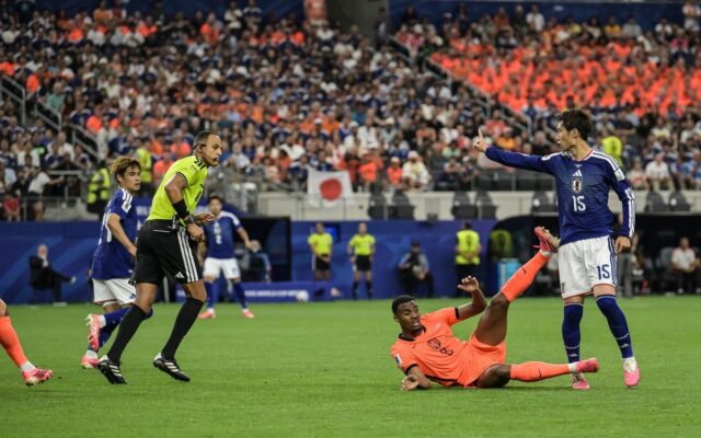 World-Cup-Japan-2_2-vs-Netherlands_Mike-Brooks_Dallas-Observer-223.jpg