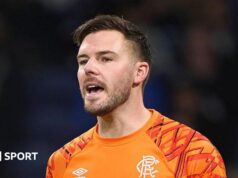 Hull City: Jack Butland assina com o Rangers como primeira transferência de verão