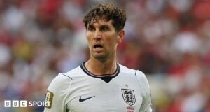 Notícias sobre transferência do Chelsea: Clube interessado no ex-zagueiro do Manchester City John Stones