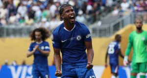 Man Utd inicia negociações para contratar meio-campista de £ 40 milhões