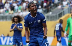 Man Utd inicia negociações para contratar meio-campista de £ 40 milhões