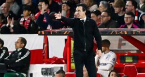 Aston Villa pronto para contratar estrela enquanto o Benfica enfrenta problemas financeiros