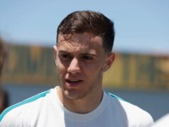 oficial do 1. FC Köln promoveu Paul Okon-Engstler à Bundesliga em plena Copa do Mundo da Austrália
