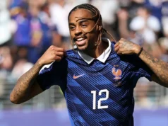 Bradley Barcola é procurado por dois clubes da Premier League em meio a rumores de Yan Diomande no PSG