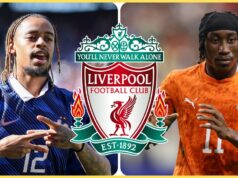 Jason McAteer enfrenta Barcola contra Diomonde no Liverpool
