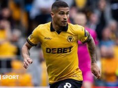Aston Villa contrata João Gomes por £ 38 milhões com o Wolves