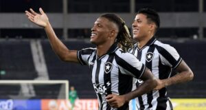 Roma pergunta sobre Danilo, do Botafogo