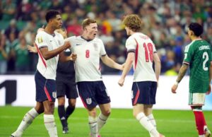 A Inglaterra sobreviveu à noite mais eletrizante da Copa do Mundo e agora está nas quartas de final
