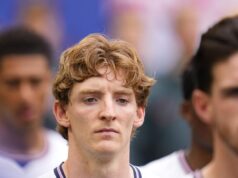Gordon mostra à Inglaterra o gene que cegou Flick