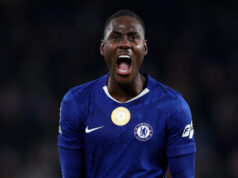 Como Perto do Chelsea Man Chalobah, Inter Back Away