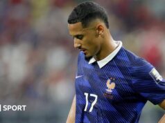 William Saliba: O zagueiro do Arsenal e da França ficará afastado devido a uma lesão nas costas